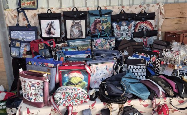 Präsentation: Taschen von Kaschujo