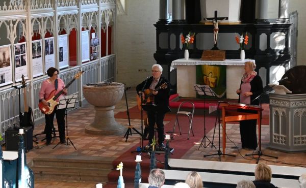 Duo Dulcitara zu Gast in der St.-Thomas-Kirche